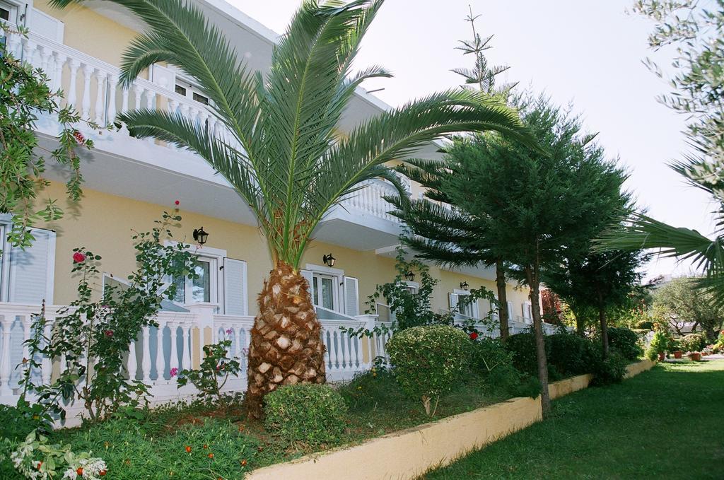 Pelagos Studios Amoudi Room photo
